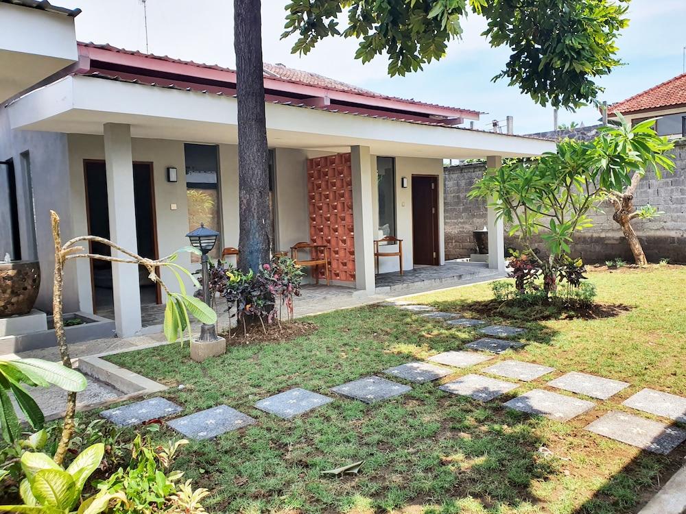 Sanur Agung Hotel Екстер'єр фото